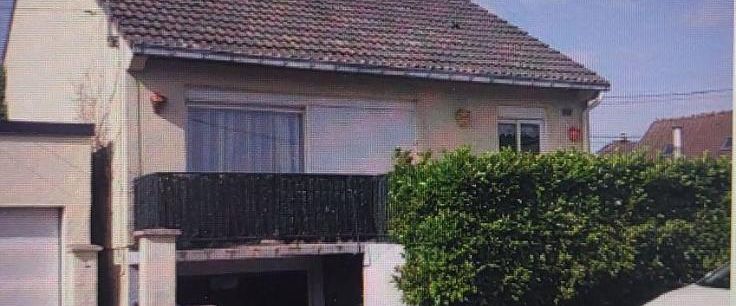 Maison individuelle sur sous-sol complet: Entrée, séjour donnant sur cuisine équipée et balcon... - Photo 1