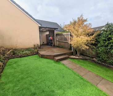 A 4 Bedroom Terraced - Photo 4