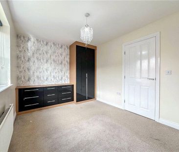 2 bedroom semi-detached house to rent - Photo 5