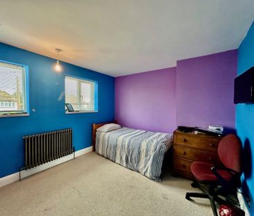 Vicarage Lane, Chelmsford, CM2 - Photo 4