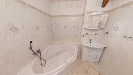 Pronájem bytu 3+kk 90 m² - Fotografie 4