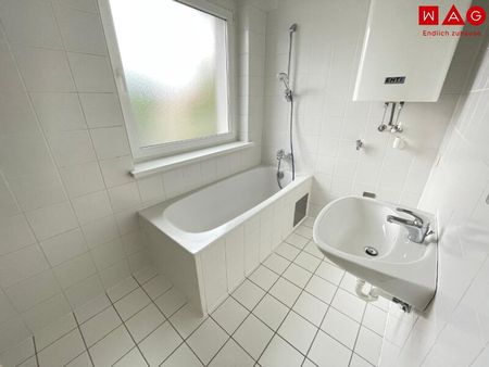 Helle 3 Zimmerwohnung mit Balkon! - Foto 3
