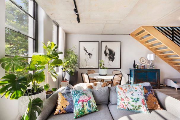 Split Level Contemporary Warehouse Conversion - Photo 1