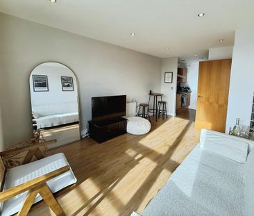 1 bedroom flat to rent - Photo 1