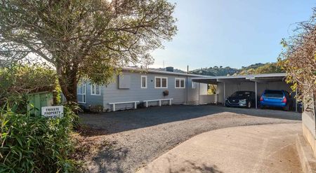 Quiet Location Near CBD with Heatpump - Photo 3