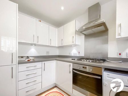 2 bedroom terraced house to rent - Photo 4