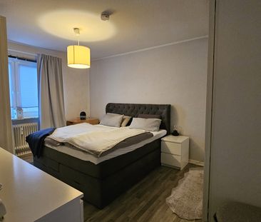 Sehr schöne helle 2 Zi.-Whg. ca. 60qm in der Helgolandstrasse 13, F... - Photo 3