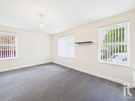 2 bedroom ground floor flat to rent - Photo 4