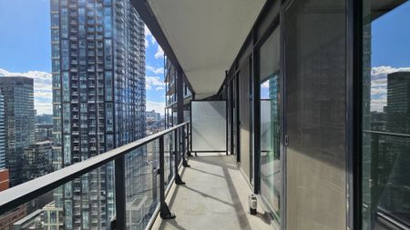 For Lease - 125 Peter Street Unit# 2410, Toronto, Ontario - Photo 3