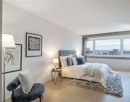 2.5 Zimmer, 18. Stock - Photo 2