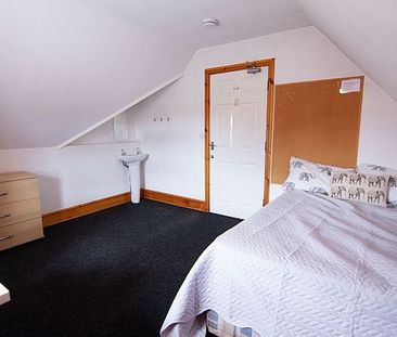 64A, Wellington Street - Photo 3