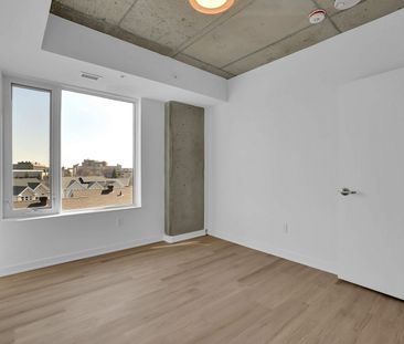 36 Robinson Avenue, Sandy Hill, Ottawa, ON - Photo 1