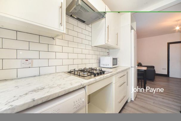 1 bedroom in a house share to rent - Photo 1