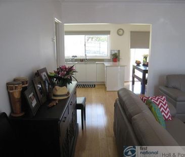 12 Rosemont Court, Dandenong North - Photo 3