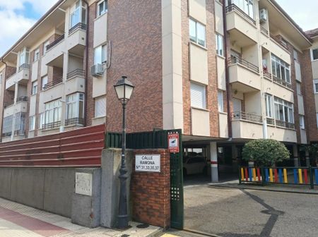 Piso de alquiler en Casco Antiguo - Photo 4