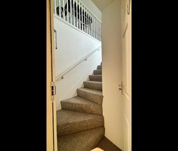 Studio to rent - Photo 6