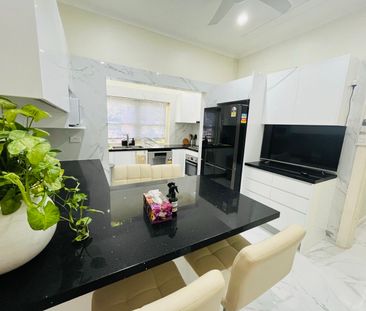 Canterbury - Photo 2