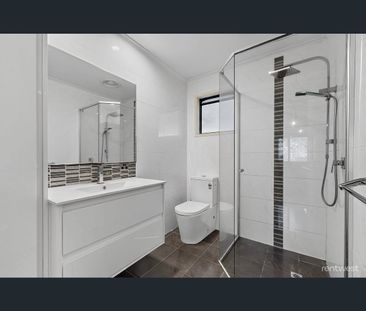37 Ochiltree Way, Kardinya, WA 6163 - Photo 3