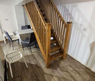 Brudenell Avenue, Hyde Park, Leeds, LS6 - Photo 4