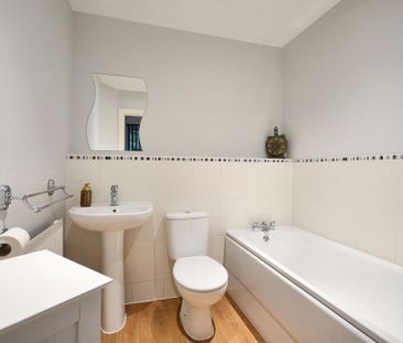 2 bedroom property to rent - Photo 1