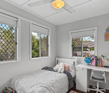 Fully Refreshed Family Home | Prime Holland Park Location | $730 Pe... - Photo 6