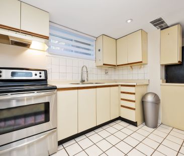 For Lease - 14 Foxwood Grove Unit# Bsmt, Toronto, Ontario - Photo 4