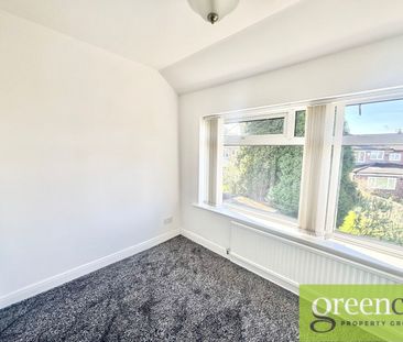 Knowl Close, Denton, Tameside, M34 - Photo 4