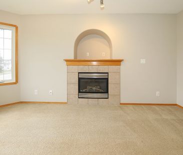 Beautiful Home in Kentwood - Photo 2