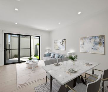 Modern 2 Bedroom Townhouse with Balcony, Backyard & Solar | Melonba... - Photo 2