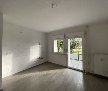 Wo das Leben so spielt - günstige 1,5-Zimmer-Single-Wohnung - Foto 4