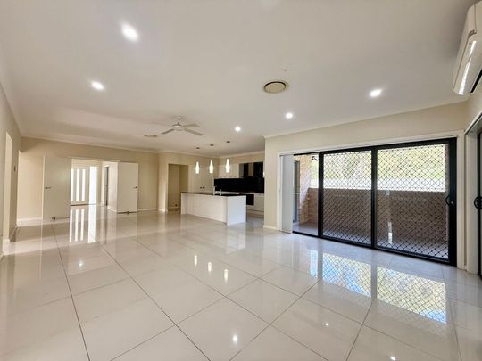 11 Midden Road, Fern Bay - Photo 1