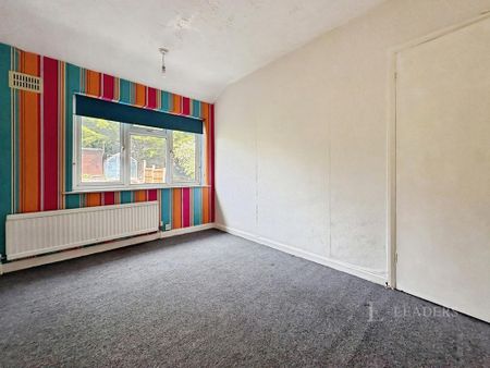 3 bedroom terraced house to rent - Photo 4