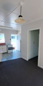 GREAT WEST END LOCATION NEAR BOUNDARY STREET SHOPS and RESTAURANTS - VIEW AT OPEN FOR INSPECTION - Photo 3