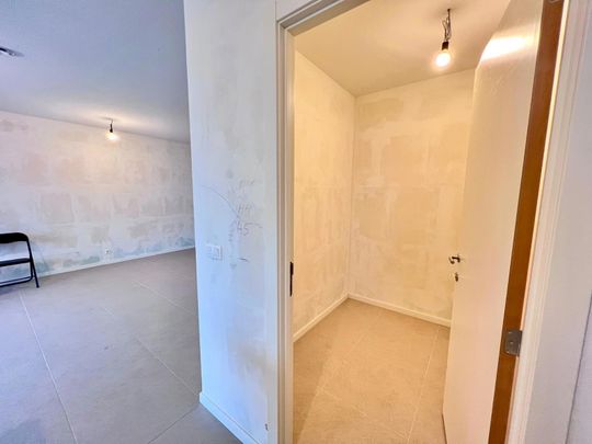 Licht, ruimte en comfort: nieuwbouwappartement met uniek zicht - Foto 1