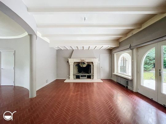 Residentiële karaktervolle villa gelegen Eikeldreef 17 Sint-Martens- Latem op 2.550m². - Foto 1