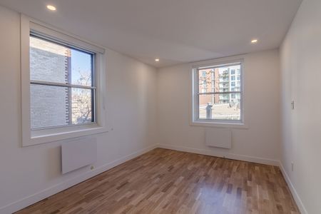 5530 Cote Saint-Luc Road - Photo 5