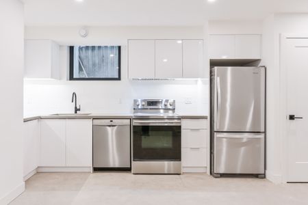 For Lease - 156 Dovercourt Road Unit# 1, Toronto, Ontario - Photo 3