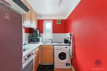 Worthington Close, Mitcham, CR4 - Photo 4