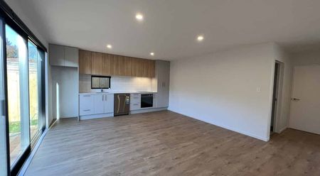 Somerfield - Photo 5