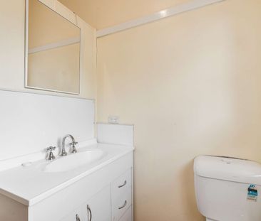 1092 Karadoc Avenue - Photo 5