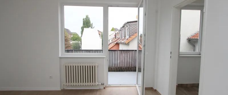 ***1 ZKB Appartement mit Balkon in Uninähe sucht neuen Mieter*** - Photo 1