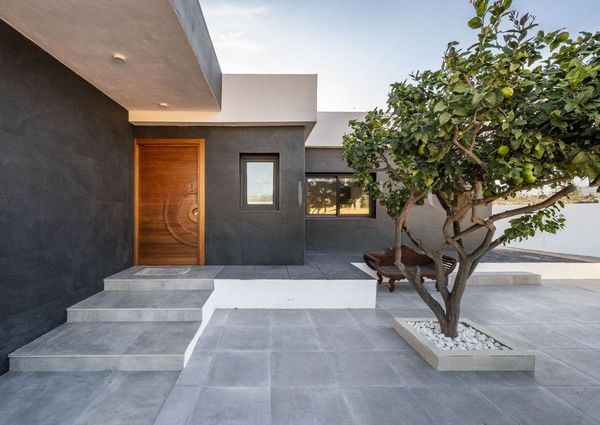 3 bedroom luxury Villa for rent in San Pedro de Alcántara, Andalusia