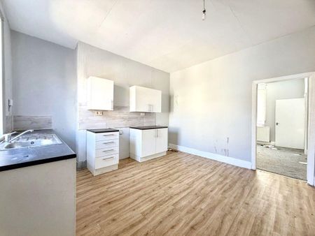 Ascot Street, Peterlee, Durham, SR8 3RU - Photo 2