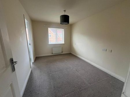 3 bedroom end of terrace house to rent - Photo 5