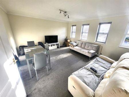 2 bedroom apartment to rent - Photo 2