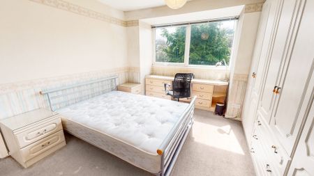 2 Bed Student Accommodation - Photo 3