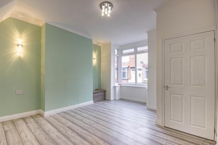 2 bedroom terraced house to rent - Photo 4