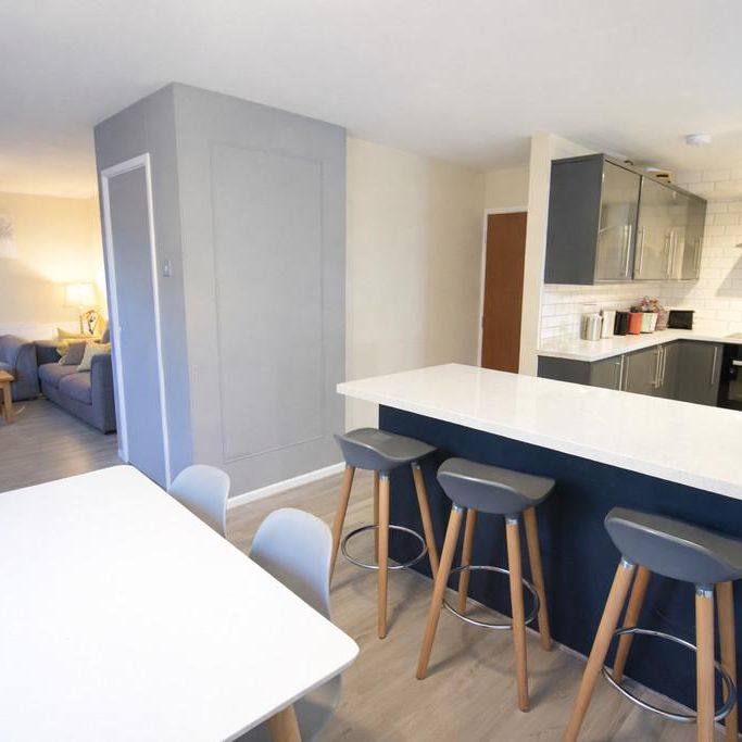 1 bedroom in a house share to rent - Photo 1