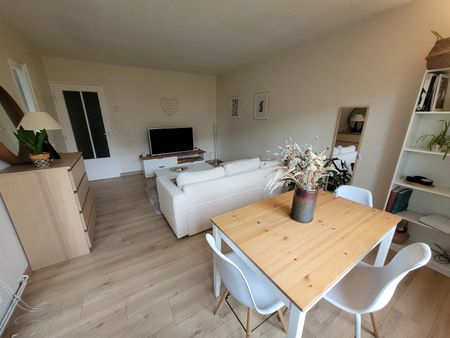 Location Appartement 2 pièces 43m² LOOS 59120 - Photo 2