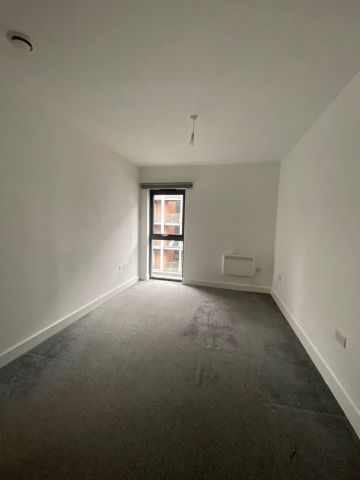 1 Bed Flat, Canal Point, M4 - Photo 4